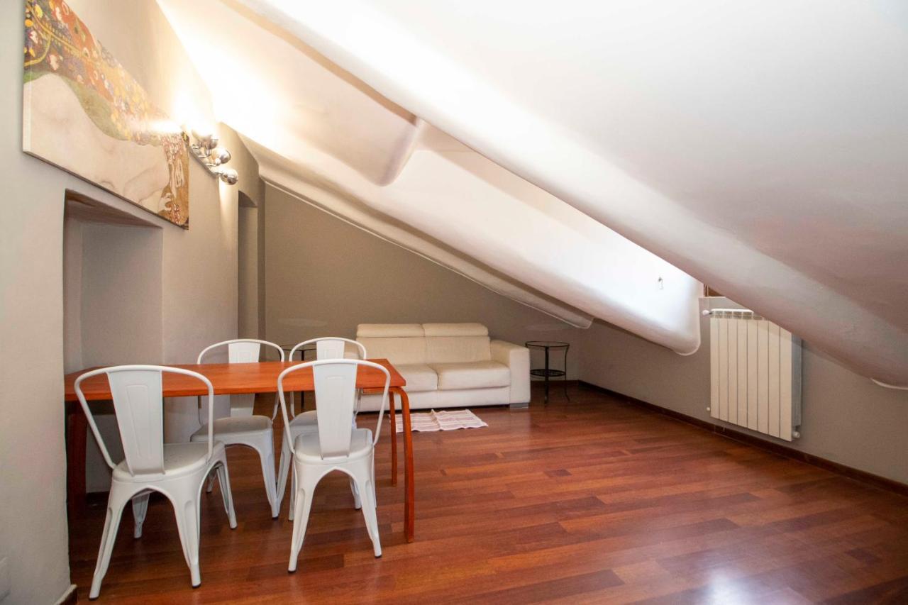 Apartment San Salvario Apt With Balcony *