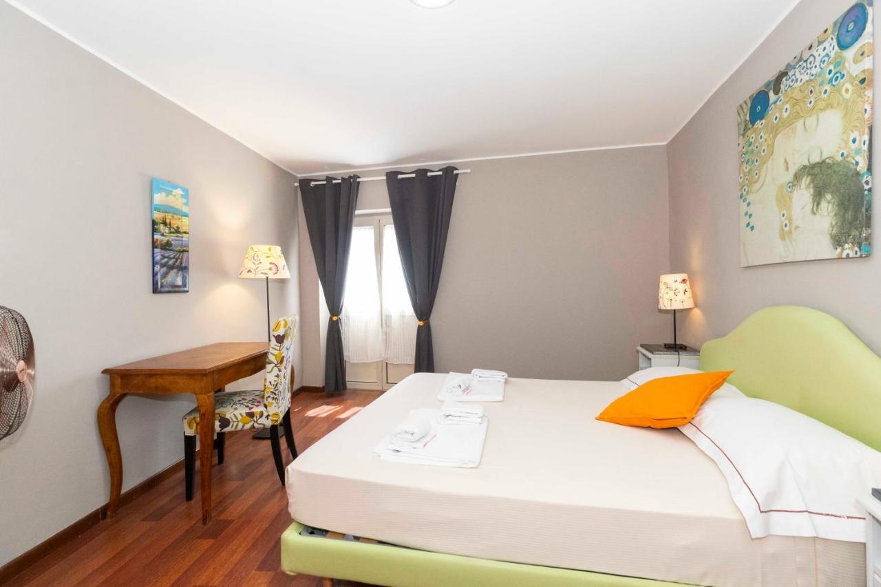 Apartment San Salvario Apt With Balcony Turin